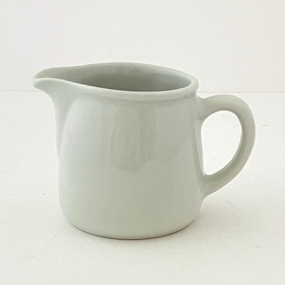 Small Mini Creamer Pitcher Arabia Teema 10-64 Off White , Made In Finland Rare - Picture 1 of 9